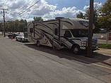 2015 Thor Motor Coach Outlaw Photo #2