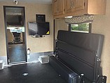2015 Thor Motor Coach Outlaw Photo #20