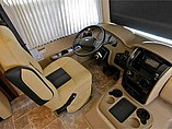 2015 Thor Motor Coach Outlaw Photo #18