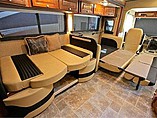 2015 Thor Motor Coach Outlaw Photo #27