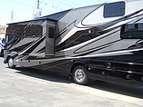 2015 Thor Motor Coach Outlaw Photo #2