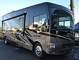 2015 Thor Motor Coach Outlaw Photo #2
