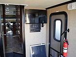 2015 Thor Motor Coach Outlaw Photo #27