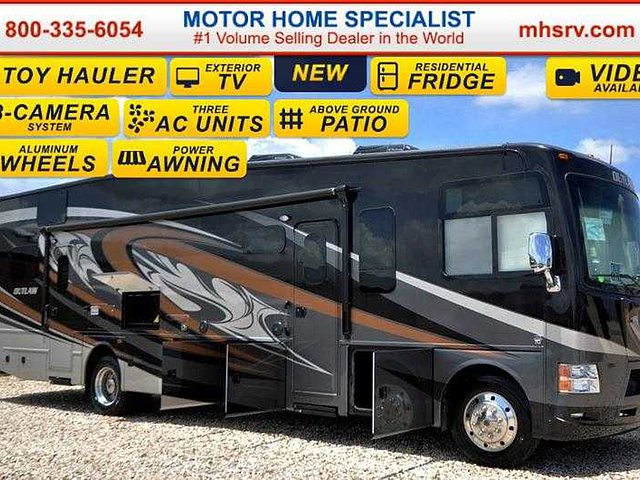 2016 Thor Motor Coach Outlaw Photo