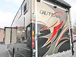 2015 Thor Motor Coach Outlaw Photo #6