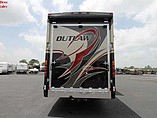 2016 Thor Motor Coach Outlaw Photo #8