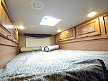 2016 Thor Motor Coach Outlaw Photo #11