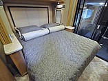 2016 Thor Motor Coach Outlaw Photo #23