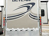2016 Thor Motor Coach Outlaw Photo #3