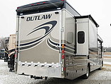2016 Thor Motor Coach Outlaw Photo #4
