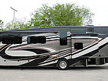 2016 Thor Motor Coach Outlaw Photo #4