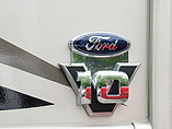 2016 Thor Motor Coach Outlaw Photo #14