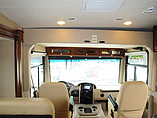 2016 Thor Motor Coach Outlaw Photo #19