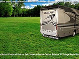 2016 Thor Motor Coach Outlaw Photo #17