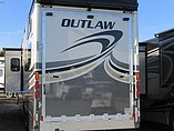 2015 Thor Motor Coach Outlaw Photo #4