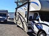 2015 Thor Motor Coach Outlaw Photo #3