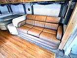 2007 Thor Motor Coach Outlaw Photo #4