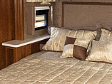 2015 Thor Motor Coach Palazzo Photo #40