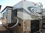 2014 Thor Motor Coach Palazzo Photo #4
