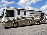 2015 Thor Motor Coach Palazzo Photo #3
