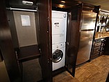 2016 Thor Motor Coach Palazzo Photo #27