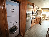 2016 Thor Motor Coach Palazzo Photo #12