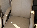 2016 Thor Motor Coach Palazzo Photo #19