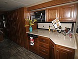 2015 Thor Motor Coach Palazzo Photo #12
