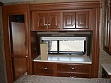 2015 Thor Motor Coach Palazzo Photo #30