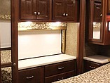 2015 Thor Motor Coach Palazzo Photo #18