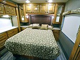 2016 Thor Motor Coach Palazzo Photo #9