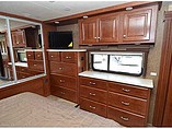 2015 Thor Motor Coach Palazzo Photo #3