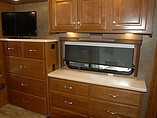 2015 Thor Motor Coach Palazzo Photo #12