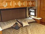 2015 Thor Motor Coach Palazzo Photo #4