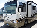 2015 Thor Motor Coach Palazzo Photo #9