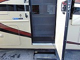 2015 Thor Motor Coach Palazzo Photo #9