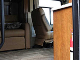 2015 Thor Motor Coach Palazzo Photo #8