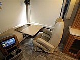 2016 Thor Motor Coach Palazzo Photo #13