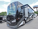16 Thor Motor Coach Palazzo