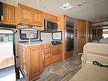 2016 Thor Motor Coach Palazzo Photo #9