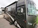 16 Thor Motor Coach Palazzo