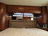 2010 Thor Motor Coach Serrano Photo #10