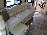 2011 Thor Motor Coach Serrano Photo #4