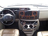 2015 Thor Motor Coach Siesta Photo #12