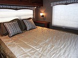 2015 Thor Motor Coach Siesta Photo #15