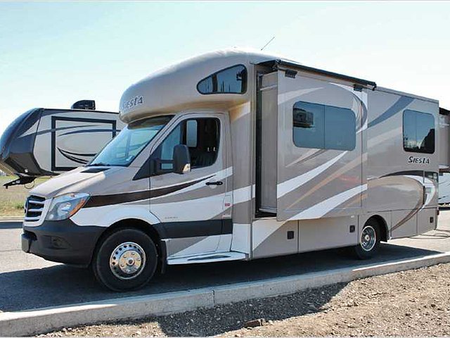 2015 Thor Motor Coach Siesta Sprinter Photo