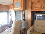 2015 Thor Motor Coach Tuscany Photo #9