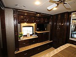 2015 Thor Motor Coach Tuscany Photo #17