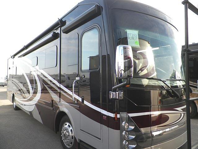 2015 Thor Motor Coach Tuscany Photo