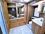 2016 Thor Motor Coach Tuscany XTE Photo #12